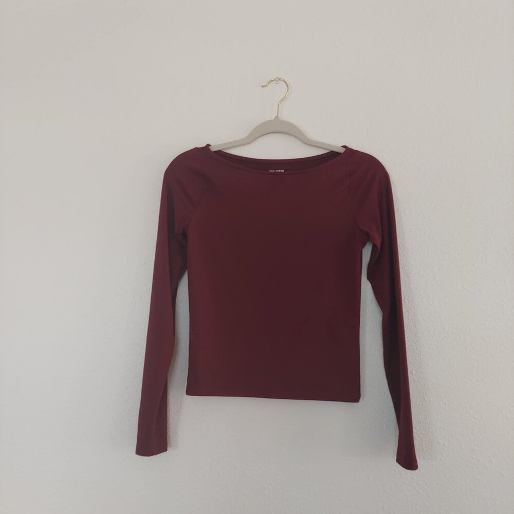 Hollister Soft Stretch Seamless Fabric Boat-Neck Top NWOT
